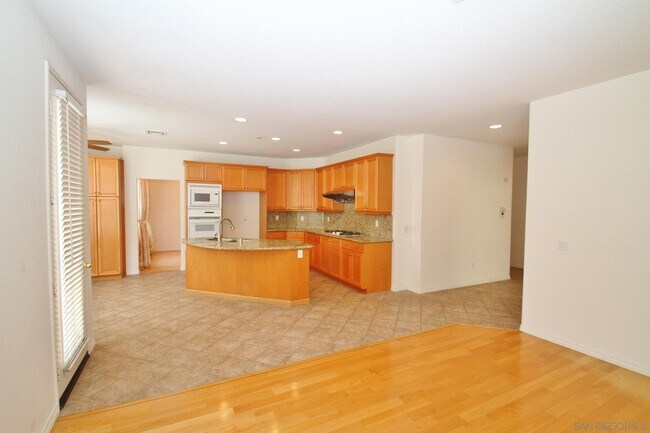 Building Photo - 10649 Indigo Way