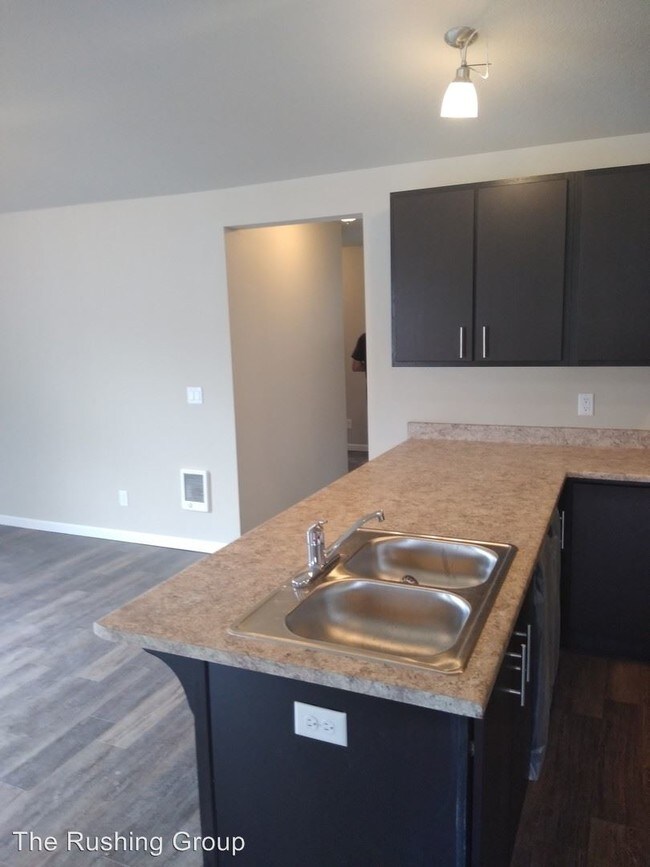Foto del edificio - 1550-1560 23rd St SE