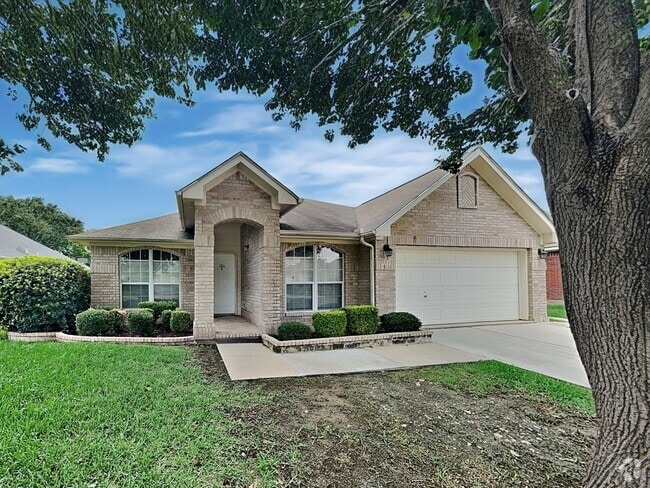 Building Photo - 8323 Copperside