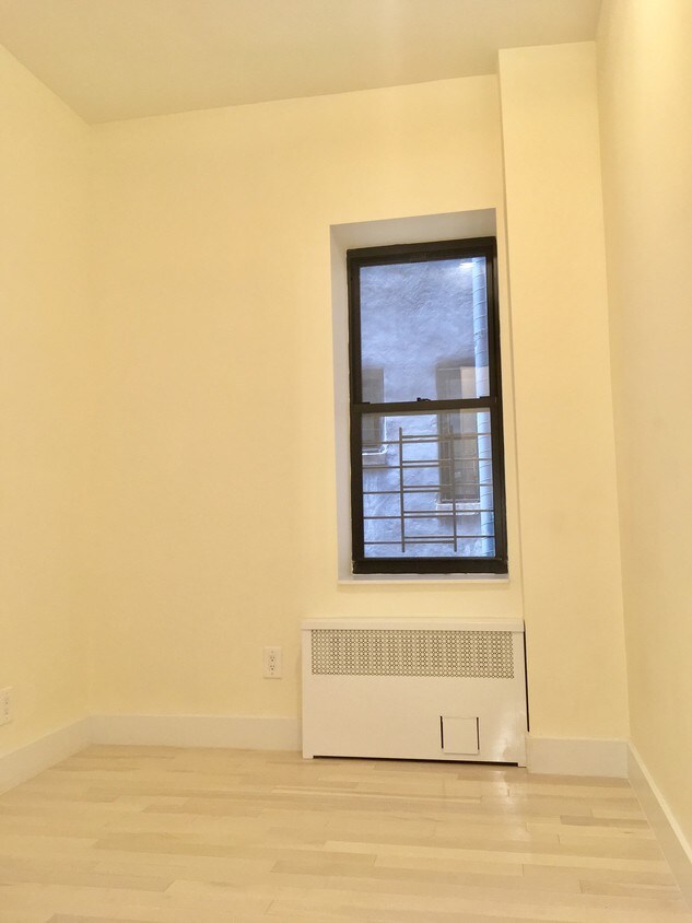 Foto principal - 855 St Nicholas Ave