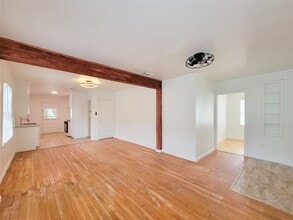 Building Photo - 2816 Elser St