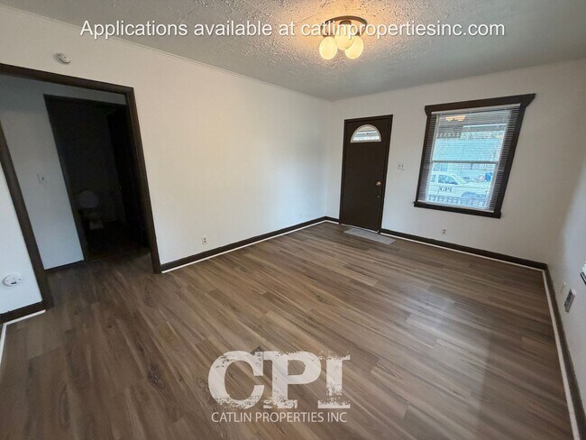 Foto del edificio - 1213 Ross Ave