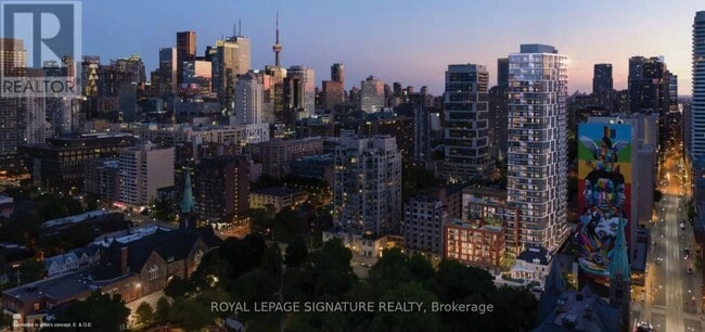 Building Photo - 308 Jarvis St