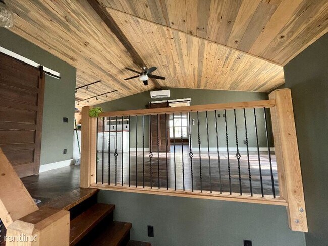 Building Photo - 1 br, 1 bath Condo - 333 New Ventures Dr