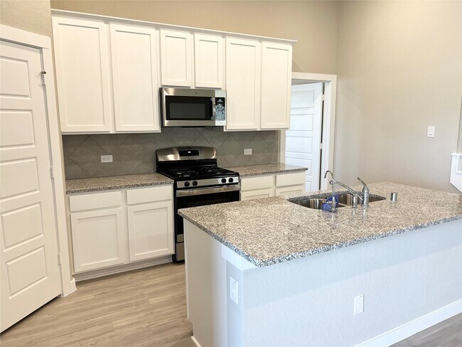 Foto del edificio - 22073 Juniper Crossing Dr