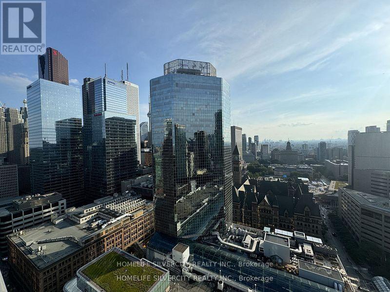 Photo principale - 197-2197 Yonge St