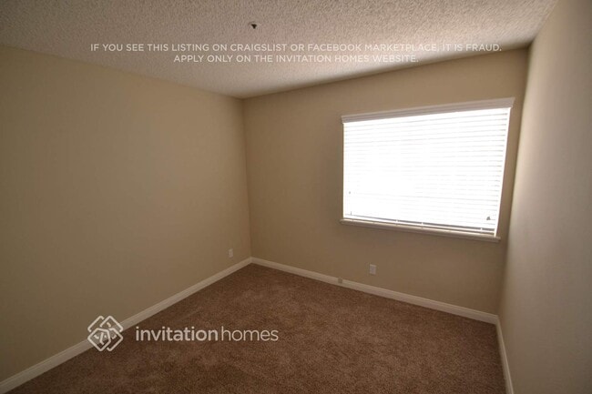 Building Photo - 11460 Winery Dr