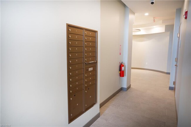 Foto del edificio - 1417 W 9th St
