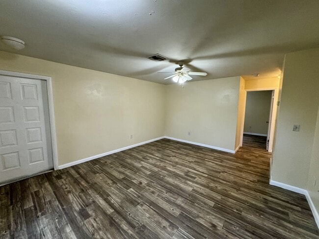 Photo - 1148 Short St House