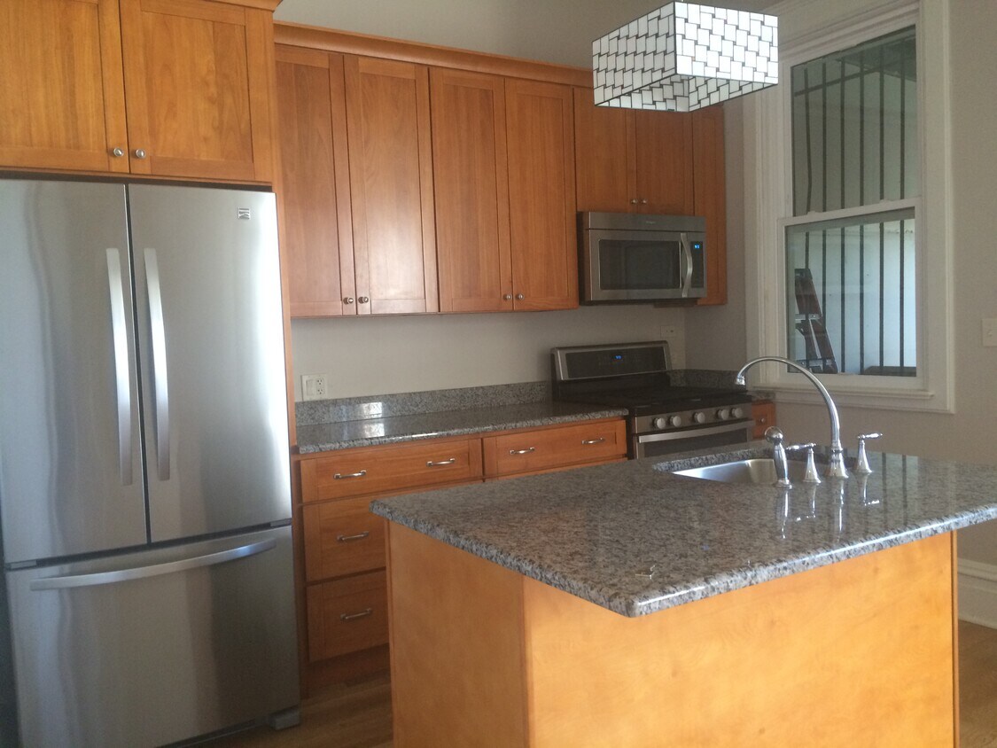 Foto principal - 3351 W Adams St
