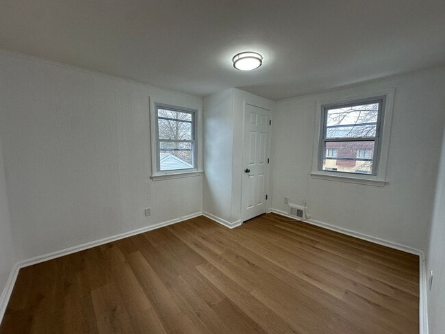 Building Photo - 25 Garden St