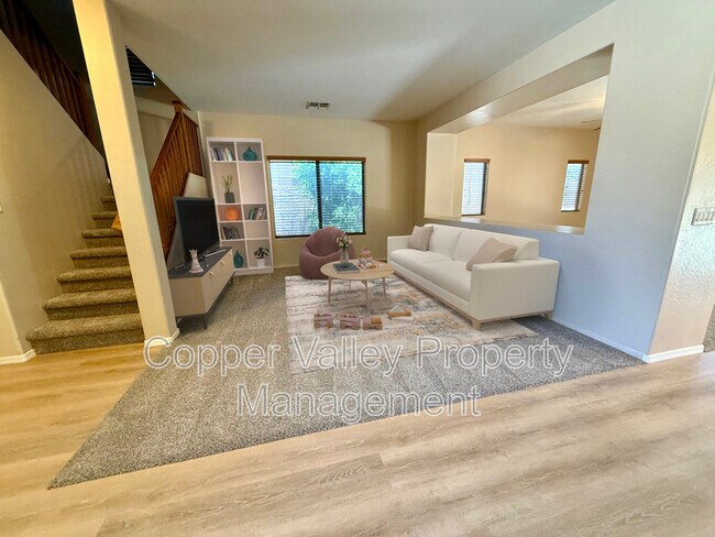 Foto del edificio - 519 E Rainbow Dr