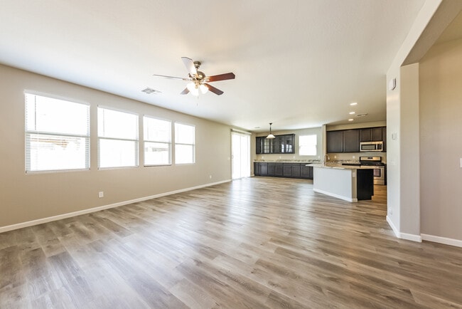 Foto del edificio - 11944 W El Cortez Pl