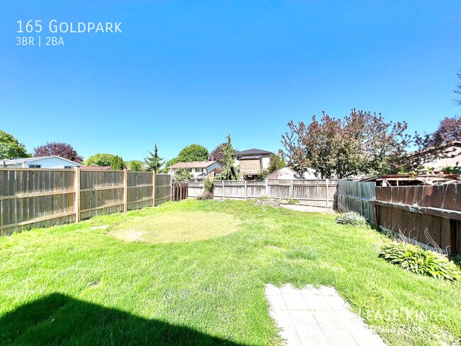 Building Photo - Charming 3 Bed 1.5 Bath Home in Family Fri...