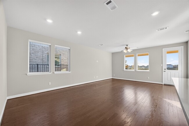 Building Photo - 2131 Islawild Wy