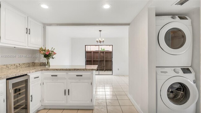 Foto del edificio - 7123 SW 115th Pl