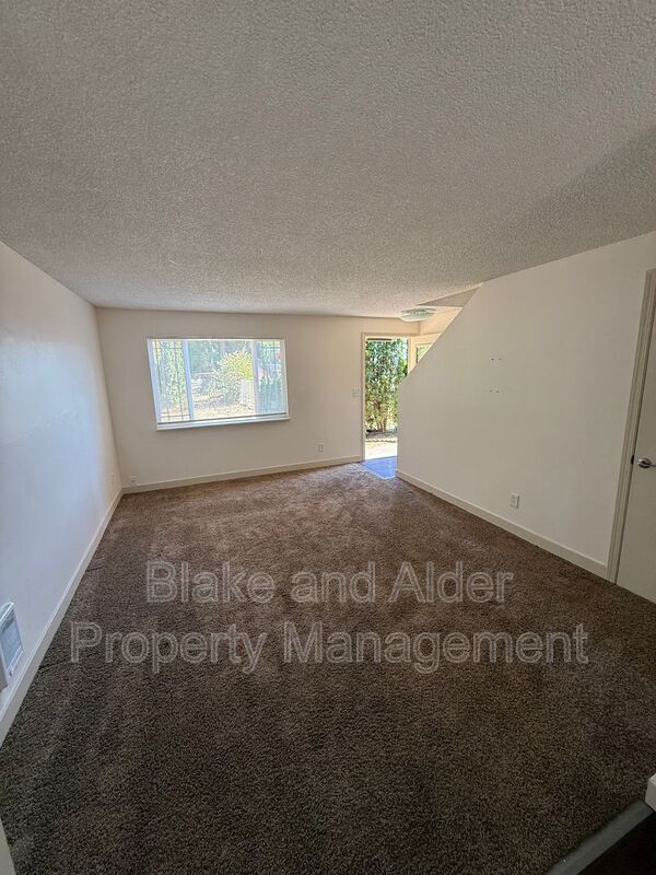 Foto del edificio - 4105 NE Killingsworth St