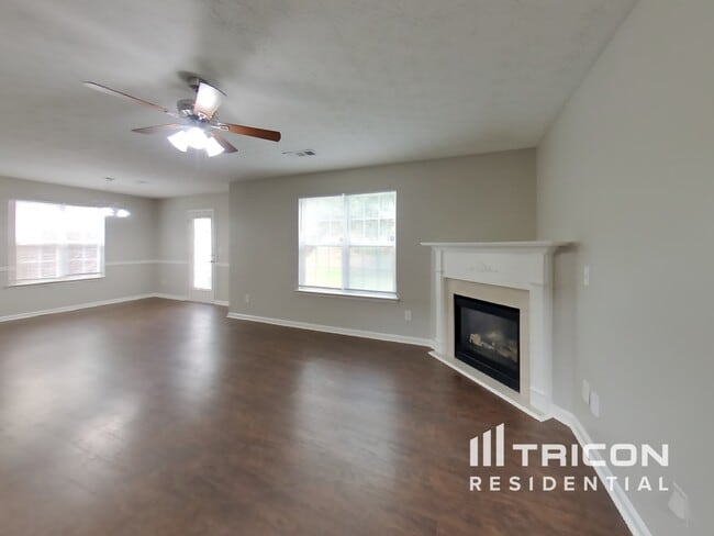 Building Photo - 440 Kirkland Drive Locust Grove GA