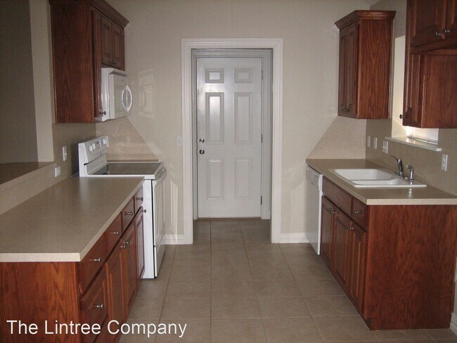 Foto del edificio - 3 br, 2 bath House - 1128 Regency Burkburn...
