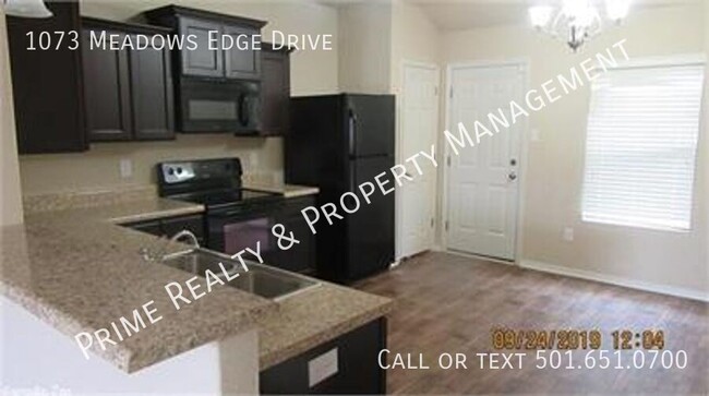 Foto del edificio - 1073 Meadows Edge Dr