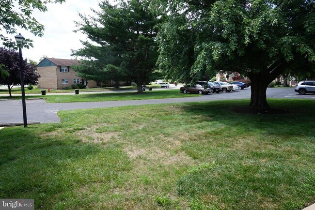 Foto del edificio - 134 Eaves Mill Rd