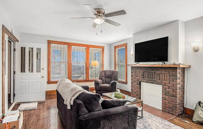 Foto del edificio - 626 S 36th St