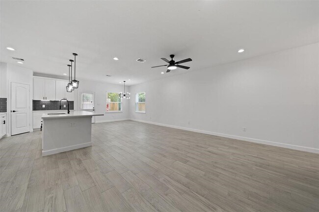 Foto del edificio - 1071 St Clair St