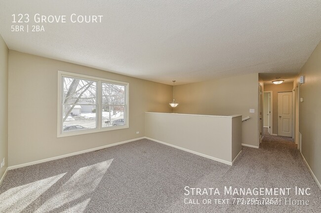 Building Photo - 123 Grove Ct