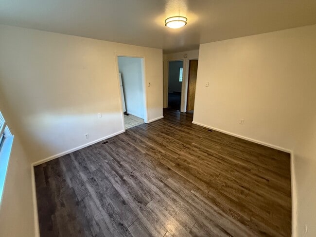 Foto del edificio - 1245-1247 S 5th Ave