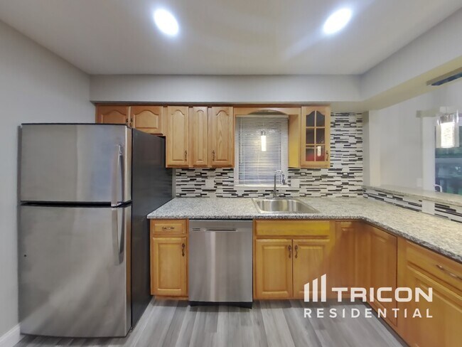Foto del edificio - 12911 Overlook Rd