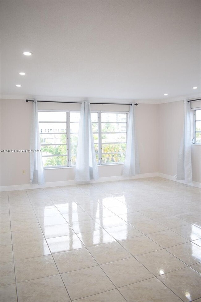 Foto del edificio - 1020 94th St
