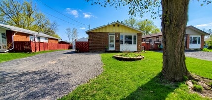Building Photo - 28 McQuade Dr