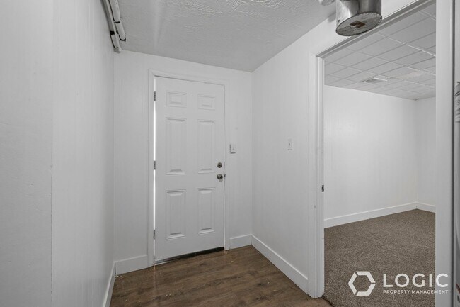 Foto del edificio - 615 15th St