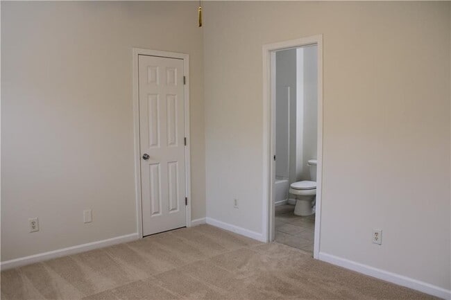 Building Photo - 2059 Liberty Ct NW