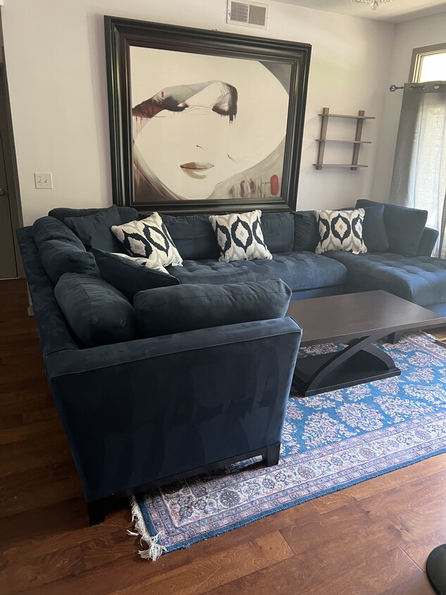 Foto principal - 390 17th St NW