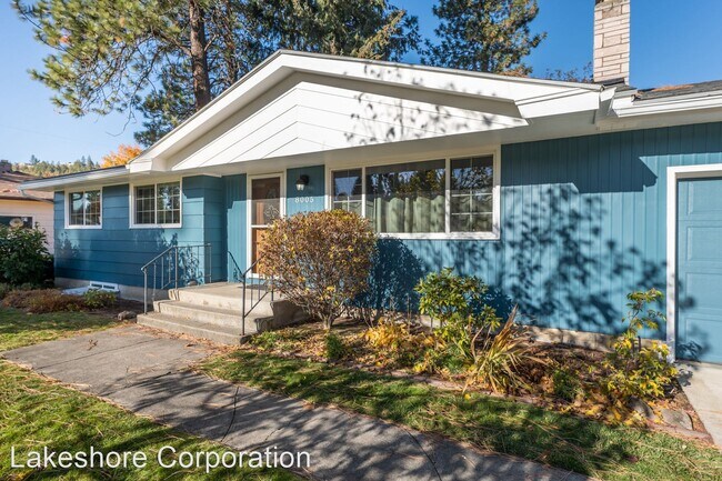Foto del edificio - 4 br, 2 bath House - 8005 N Fox Point Dr