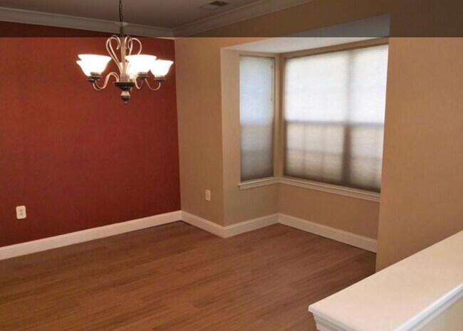 Building Photo - 178 Fountayne Ln