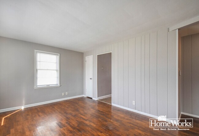 Foto del edificio - 340 S Brook Ave