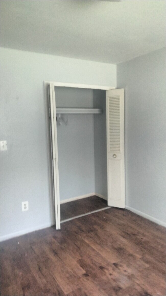 Foto del edificio - 11045 Hibner Rd