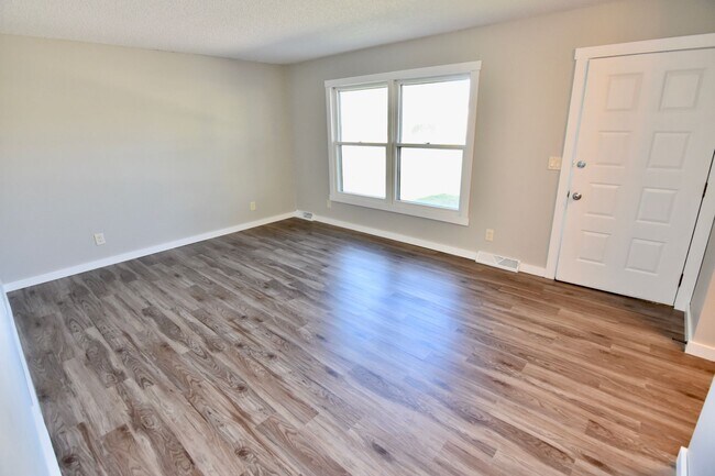 Foto del edificio - 1008-1010 Monroe St