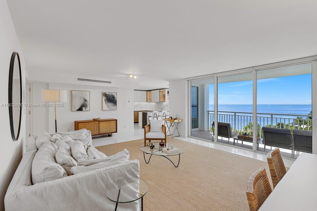 Building Photo - 613 Ocean Dr