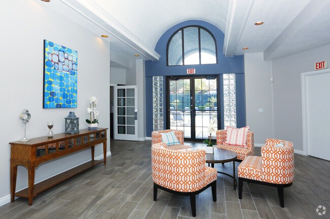 Oficina de arrendamiento - Bay Breeze Apartments