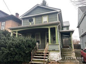 Building Photo - 816 German St