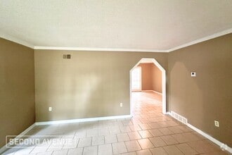 Building Photo - 4387 Cottonwood Rd