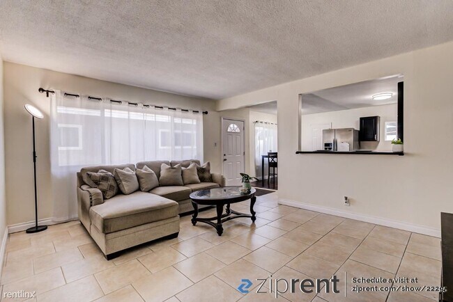 Foto del edificio - 3 br, 1 bath House - 2586 East Washington ...