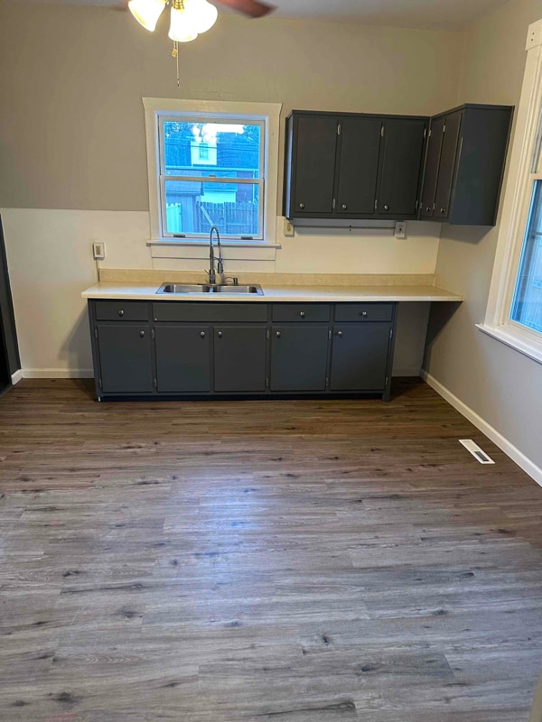 Foto del edificio - 3402 W A St