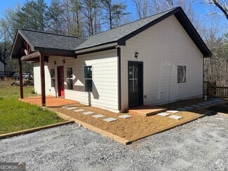 Building Photo - 748 Elm Ln