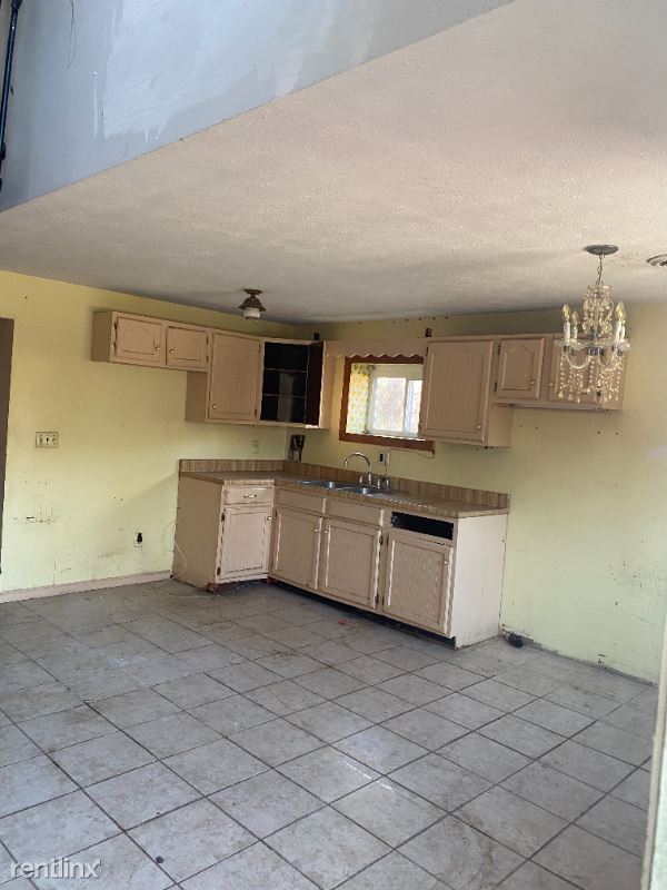 Building Photo - 3 br, 2 bath House - 9410 Montgomery Ln 1 ...