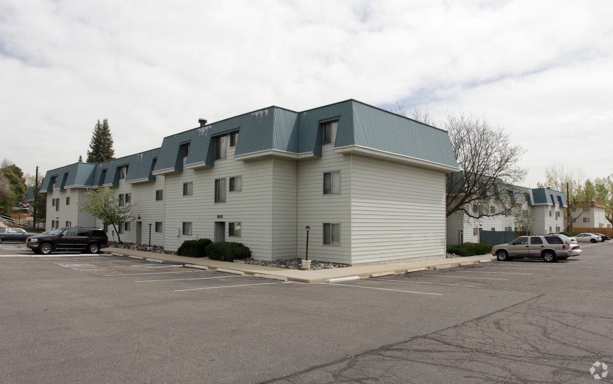 Primary Photo - Park Terrace Apartments