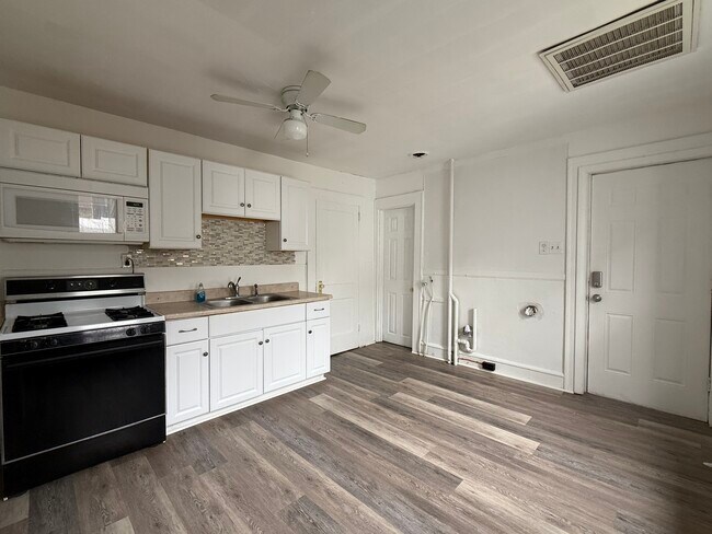 Foto del edificio - 83 S Empire St